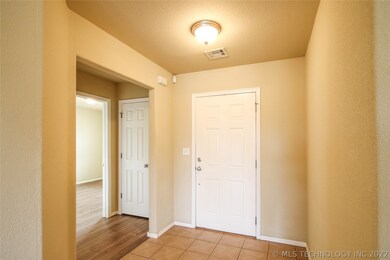 2212 E Fargo St, Broken Arrow, OK 74012 - photo 4