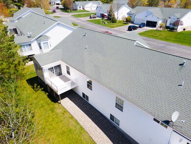 6. Exterior Rear Right - High