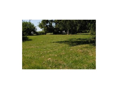 Large Front Yard looking South