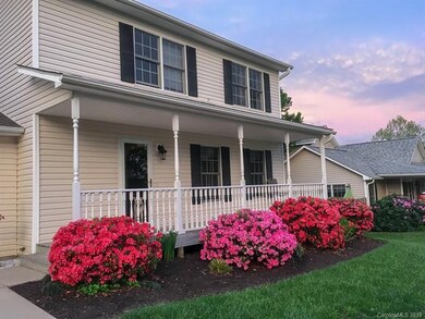 59 Round Top Rd, Asheville, NC 28803 - photo 2