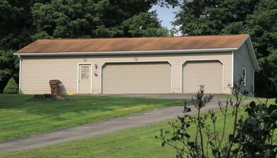 2142 Moffett Rd, Lucas, OH 44843 - photo 2