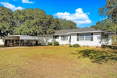 282096 Andrews Dr, Comanche, OK 73529 - photo 2