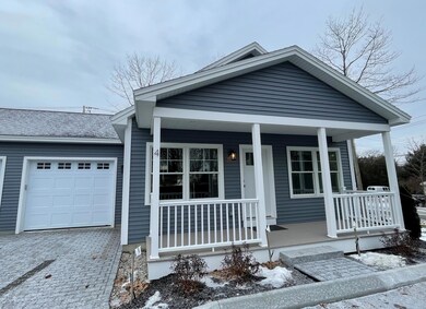 66 Evans St unit 4, South Portland, ME 04106 - photo 2