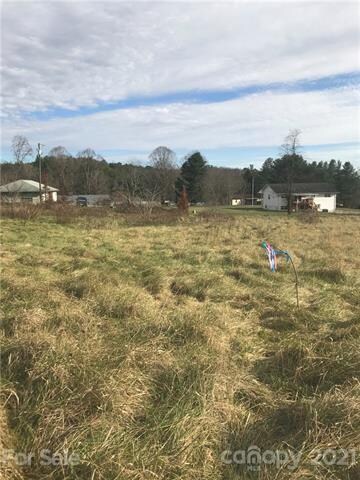 70 Propst Rd unit B, Candler, NC 28715 - photo 5