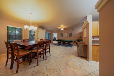 05 Dining Room
