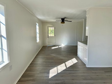 707 Oliver St, Atlanta, TX 75551 - photo 5