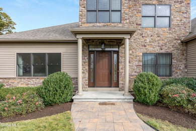 11 Gabby Ct, Schenectady, NY 12309 - photo 2