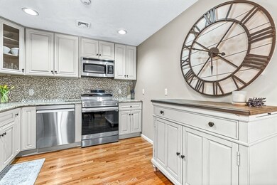 305 Salem St unit 108, Woburn, MA 01801 - photo 5