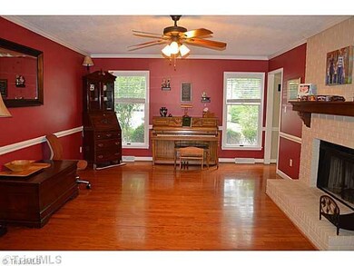Den/Family/Great Room.