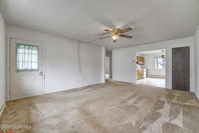 06-Living Room