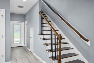 7817 Sealey St, Houston, TX 77088 - photo 3