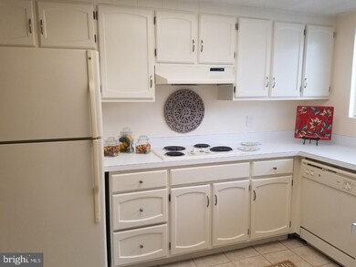 3263 S Leisure World Blvd, Silver Spring, MD 20906 - photo 2