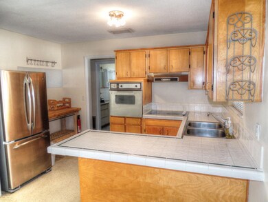 2605 N Oleander Ave, Daytona Beach, FL 32118 - photo 7