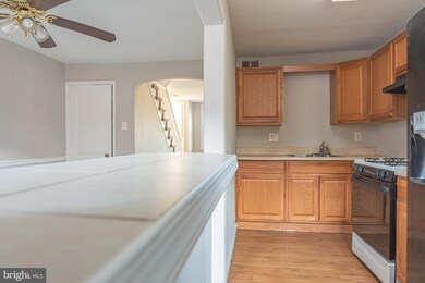 1340 Wycombe Ave, Darby, PA 19023 - photo 5