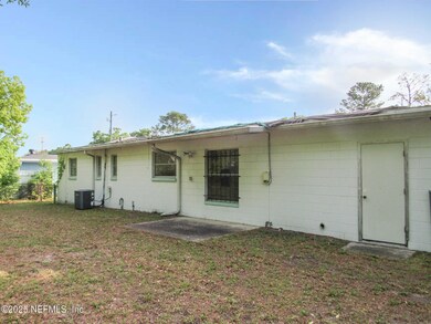 2536 Wedgefield Blvd-18