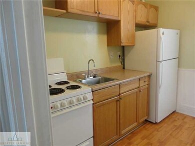 400 W Lapeer St, Lansing, MI 48933 - photo 3