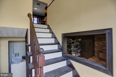 911 Warm Spring Rd, Chambersburg, PA 17202 - photo 6