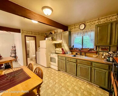 121 Ledge View Dr, Hawley, PA 18428 - photo 3