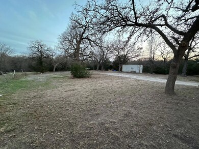 1014 County Road 263, Gainesville, TX 76240 - photo 7