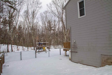 18 Daniel Rd, Derry, NH 03038 - photo 3