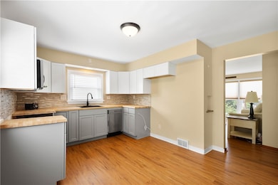 120 Phillips St, Charleroi, PA 15022 - photo 7