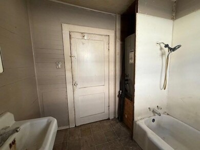 1026 Henderson St, Thibodaux, LA 70301 - photo 7