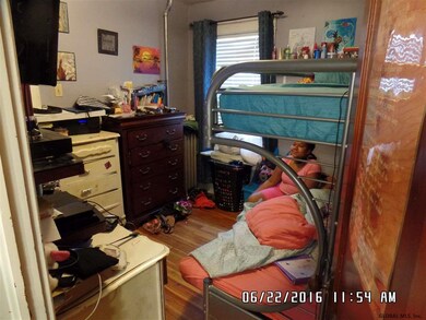 18 Hawk St, Schenectady, NY 12302 - photo 5