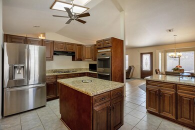 13_3427_E_Hopi_Ave__13_mls