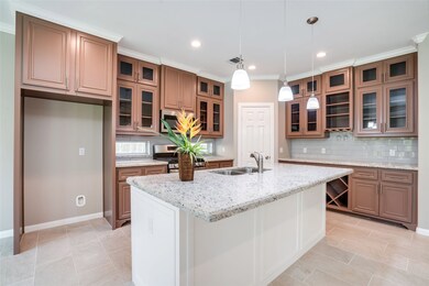 7813 Maxroy St, Houston, TX 77088 - photo 5