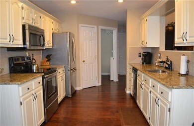 Completely Renovated 21'x10' Kitchen with Hardwood