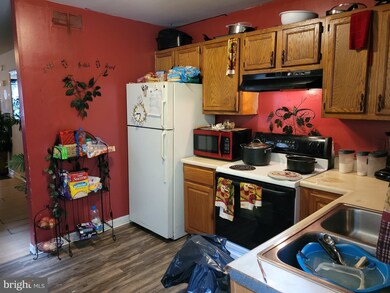 1814 Regina St, Harrisburg, PA 17103 - photo 6