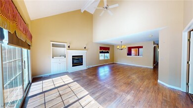 335 Blair Cir unit 4-B, Aurora, OH 44202 - photo 4