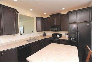 5466 Spring Ridge Dr W, Macungie, PA 18062 - photo 4