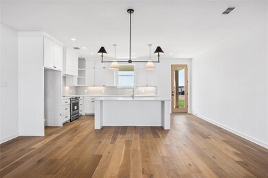 2064 Sunset Ridge Dr, Weatherford, TX 76087 - photo 4