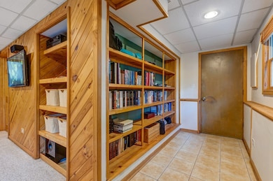 1019 E Elm St, Wheaton, IL 60189 - photo 2