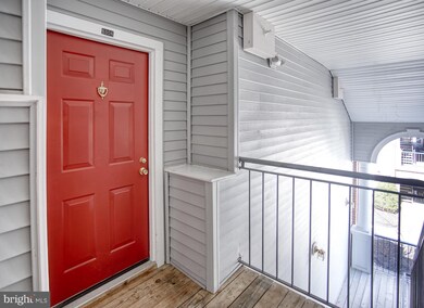 4401 Silverbrook Ln unit B304, Owings Mills, MD 21117 - photo 4