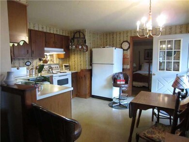 72 Middle St, Saco, ME 04072 - photo 4