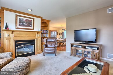 717 Pear St, Lemoyne, PA 17043 - photo 7