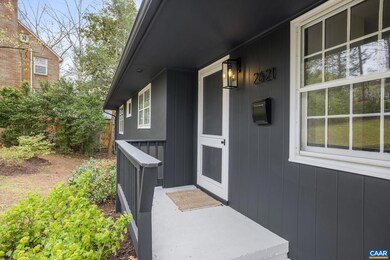 2621 Jefferson Park Cir, Charlottesville, VA 22903 - photo 4