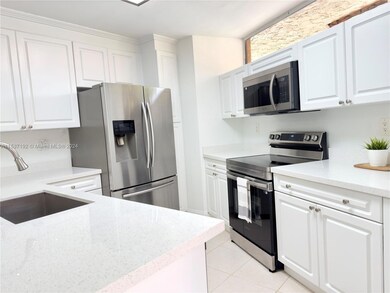 8273 Severn Dr unit B, Boca Raton, FL 33433 - photo 4