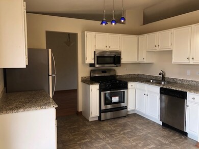 4149 Charleston Rd, Matteson, IL 60443 - photo 4