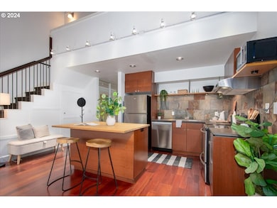 4 Touchstone unit 110, Lake Oswego, OR 97035 - photo 6