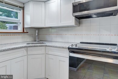 451 La Cascata, Clementon, NJ 08021 - photo 3