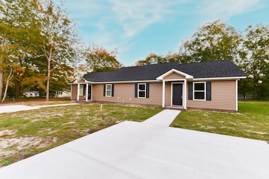 1611 Wheat St, Sumter, SC 29154 - photo 2