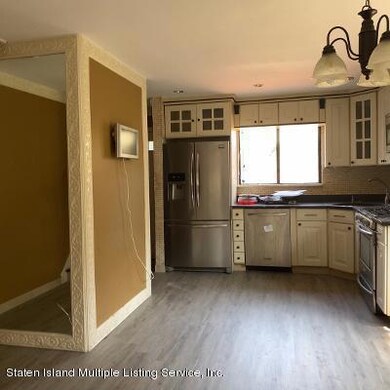 46 Fox Hunt Ct, Staten Island, NY 10301 - photo 4