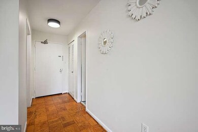 Van Ness East unit 943, Washington, DC 20008 - photo 4