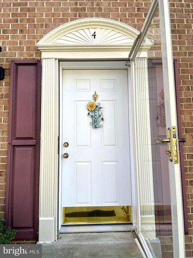 4 Cross Laurel Ct, Germantown, MD 20876 - photo 2