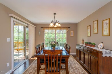 9906 Cedar Garden Dr L-16