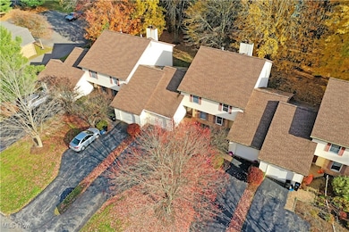 104 Diamond Way unit 104, Cortland, OH 44410 - photo 3