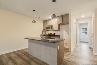 853 Wolf Run Park Blvd, Jeffersonville, IN 47130 - photo 6